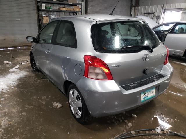 JTDJT923475087518 - 2007 TOYOTA YARIS GRAY photo 2