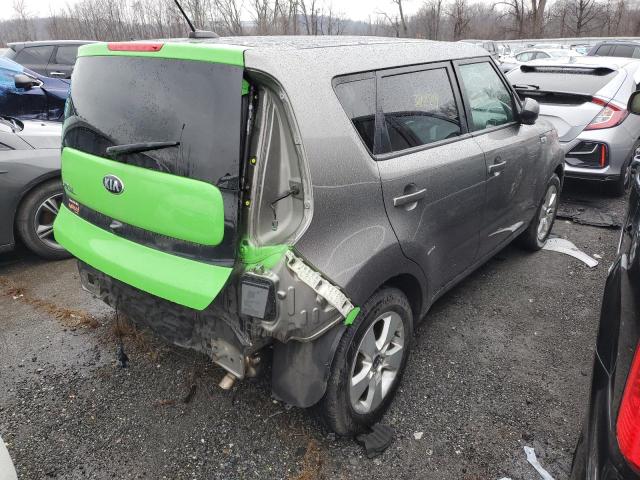 KNDJN2A25H7496255 - 2017 KIA SOUL GREEN photo 3