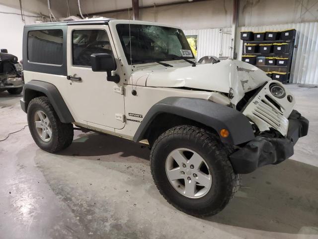 1J4AA2D13AL127528 - 2010 JEEP WRANGLER SPORT WHITE photo 4