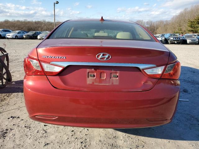 5NPEB4AC9DH566215 - 2013 HYUNDAI SONATA GLS RED photo 6