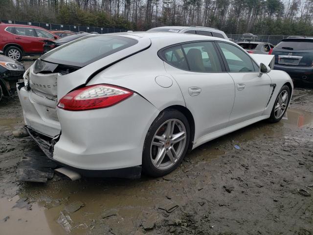 WP0AA2A71DL017287 - 2013 PORSCHE PANAMERA 2 WHITE photo 3