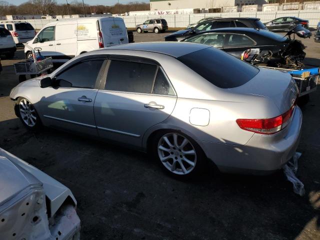 JHMCM56323C057401 - 2003 HONDA ACCORD LX SILVER photo 2