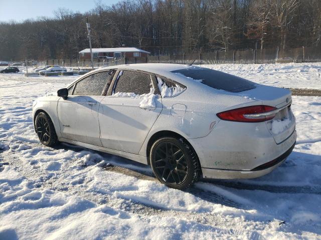 3FA6P0LU7JR274579 - 2018 FORD FUSION SE HYBRID WHITE photo 2