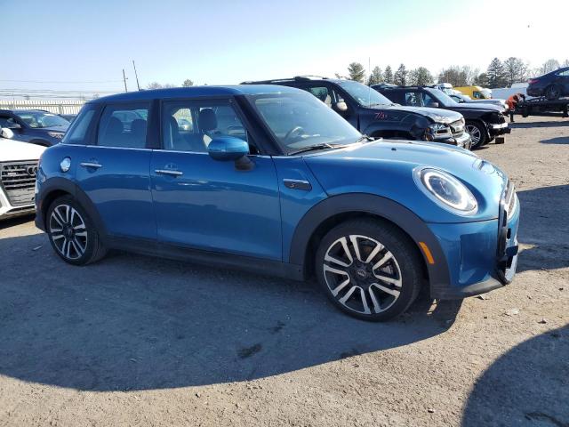 WMW53DK09N2P74452 - 2022 MINI COOPER S BLUE photo 4