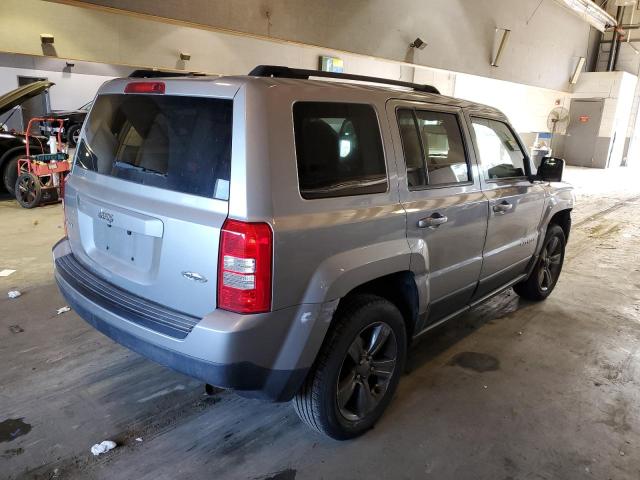 1C4NJRFB6FD143469 - 2015 JEEP PATRIOT LATITUDE SILVER photo 3