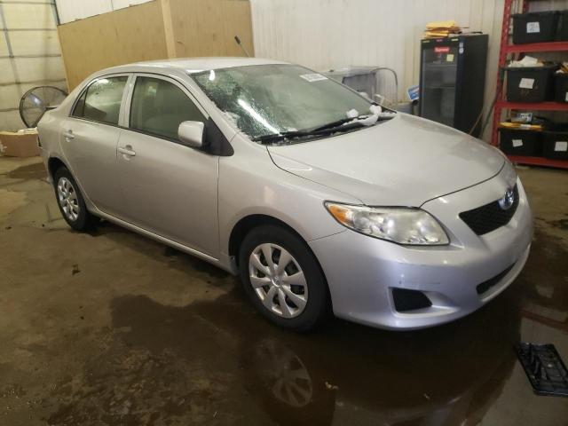 2T1BU4EE2AC418592 - 2010 TOYOTA COROLLA BASE SILVER photo 4
