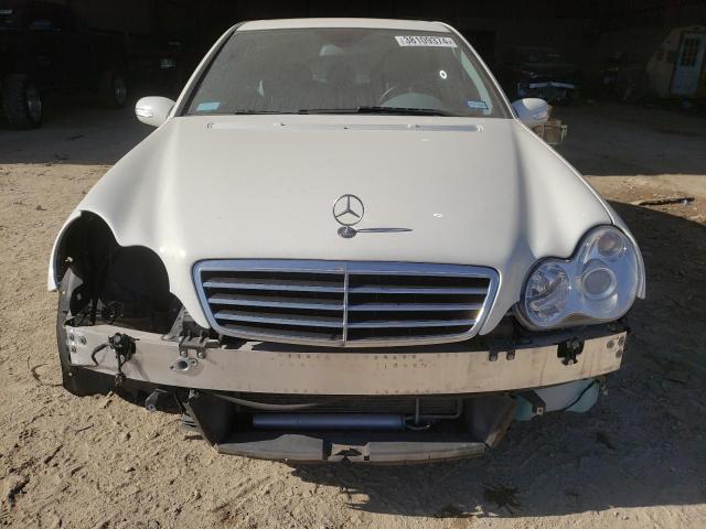 WDBRF52H67F932554 - 2007 MERCEDES-BENZ C 230 WHITE photo 5