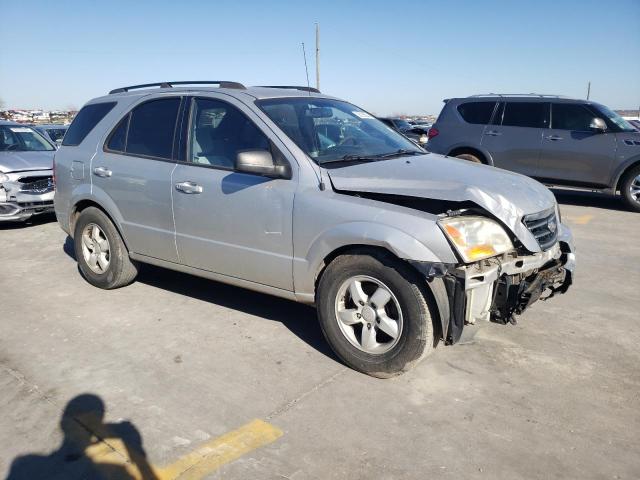 KNDJD735X85819864 - 2008 KIA SORENTO EX SILVER photo 4