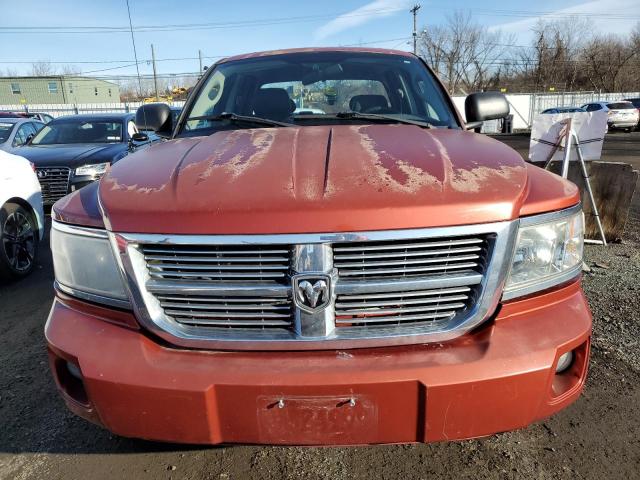 1D7HW58N88S634743 - 2008 DODGE DAKOTA QUAD LARAMIE ORANGE photo 5