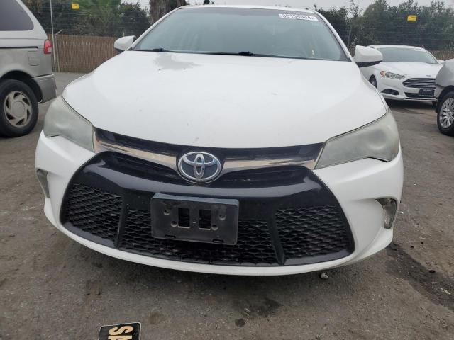 4T1BF1FK9GU531606 - 2016 TOYOTA CAMRY LE WHITE photo 5