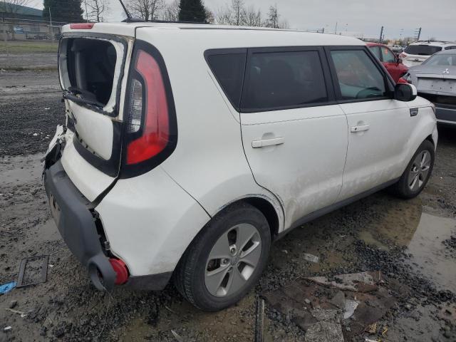 KNDJN2A22G7327888 - 2016 KIA SOUL WHITE photo 3