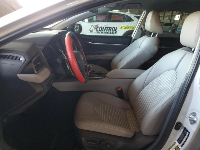 4T1G11AK3PU107432 - 2023 TOYOTA CAMRY SE NIGHT SHADE WHITE photo 7