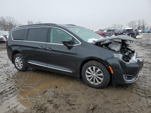 2C4RC1BG0HR532574 - 2017 CHRYSLER PACIFICA TOURING L BLACK photo 4