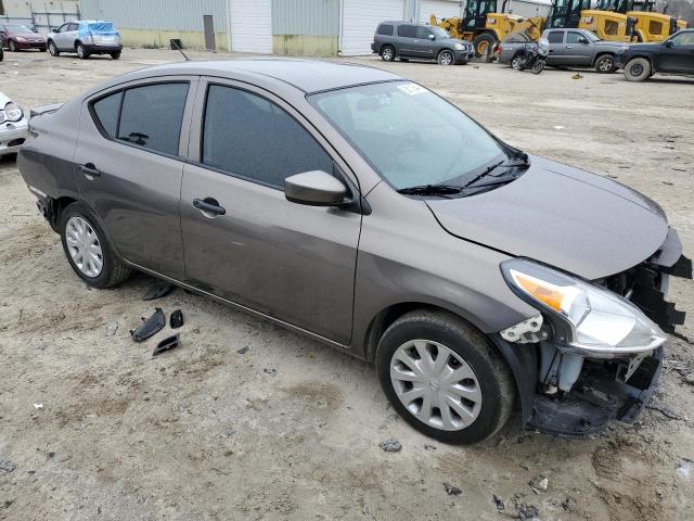 3N1CN7AP4GL845419 - 2016 NISSAN VERSA S GRAY photo 4