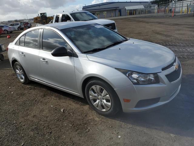 1G1PA5SHXE7471561 - 2014 CHEVROLET CRUZE LS SILVER photo 4