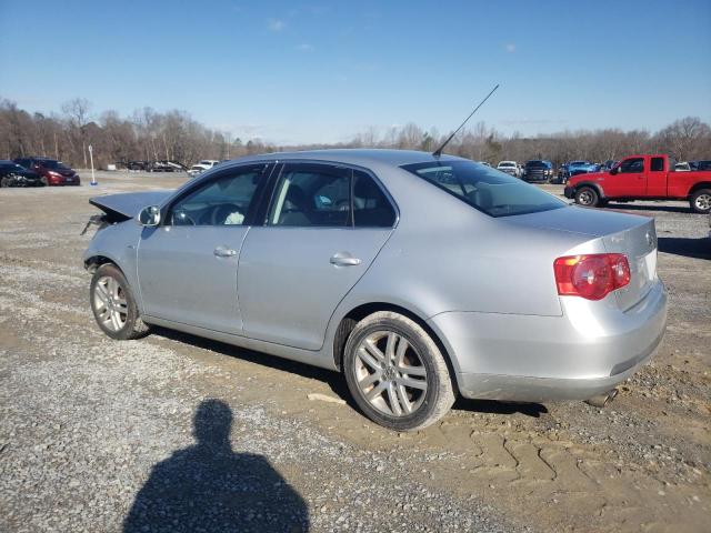 3VWEF71K57M171599 - 2007 VOLKSWAGEN JETTA WOLFSBURG SILVER photo 2