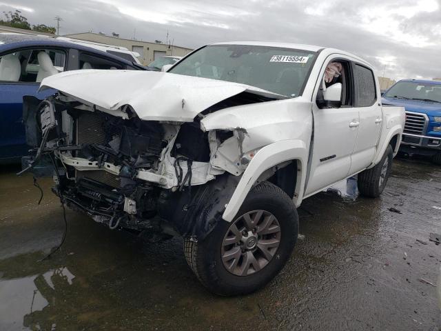 3TMAZ5CN3KM111446 - 2019 TOYOTA TACOMA DOUBLE CAB WHITE photo 1