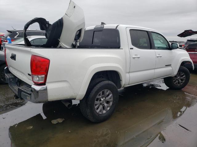 3TMAZ5CN3KM111446 - 2019 TOYOTA TACOMA DOUBLE CAB WHITE photo 3