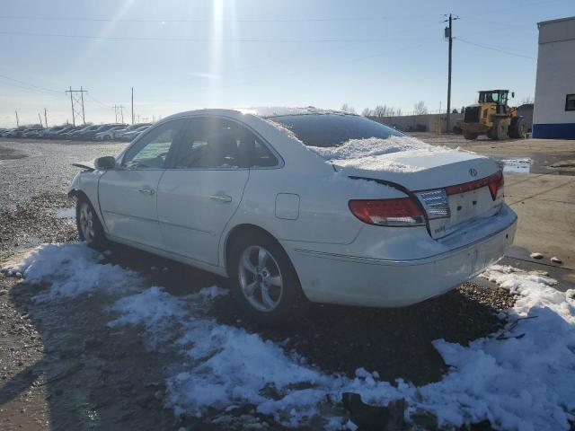 KMHFC46F47A192821 - 2007 HYUNDAI AZERA SE WHITE photo 2