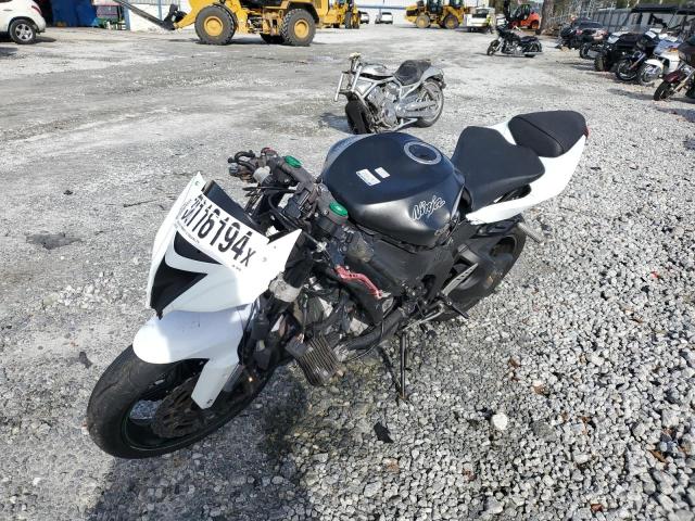 JKBZXJF15GA008100 - 2016 KAWASAKI ZX636 F WHITE photo 2