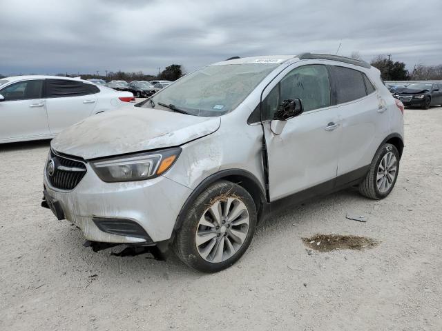 KL4CJASB5JB614492 - 2018 BUICK ENCORE PREFERRED Күміс фото 1