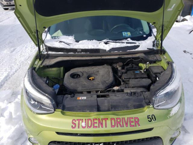 KNDJP3A53H7884840 - 2017 KIA SOUL + GREEN photo 11