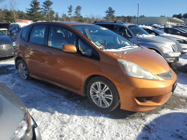 JHMGE8H43AS011049 - 2010 HONDA FIT SPORT ORANGE photo 4