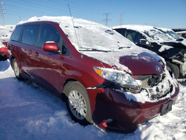 5TDYK3DC4DS405011 - 2013 TOYOTA SIENNA XLE RED photo 4