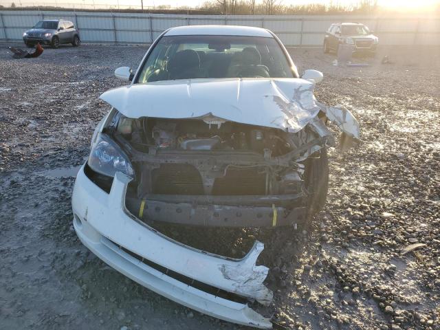 1N4AL11D66C261388 - 2006 NISSAN ALTIMA S WHITE photo 5