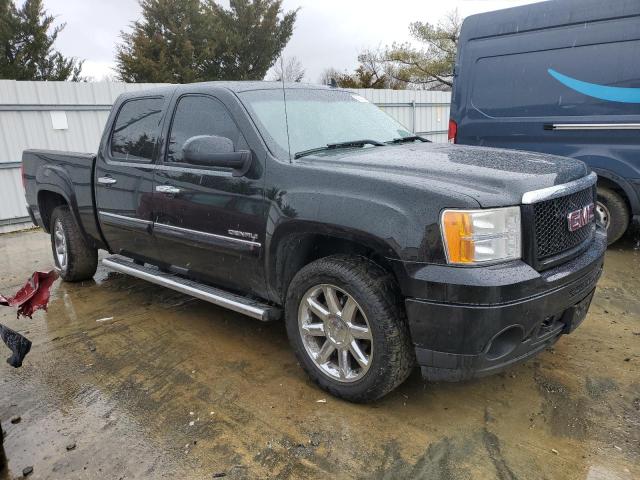 3GTP2XE26DG103811 - 2013 GMC SIERRA K1500 DENALI BLACK photo 4