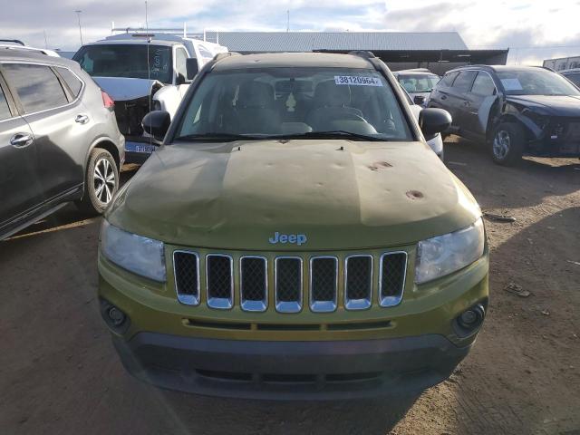 1C4NJCBAXCD622709 - 2012 JEEP COMPASS SPORT GREEN photo 5