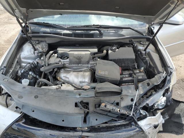 4T1BF1FK5GU220335 - 2016 TOYOTA CAMRY LE SILVER photo 11