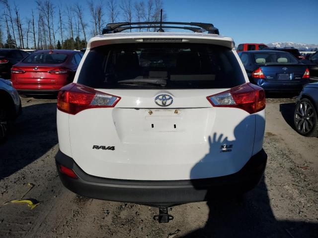 JTMRFREV2FD174376 - 2015 TOYOTA RAV4 XLE WHITE photo 6