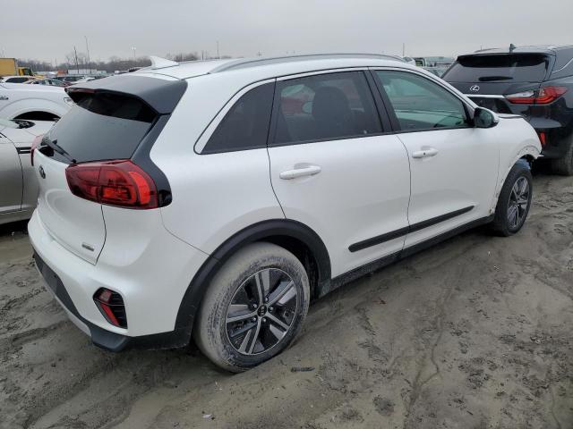 KNDCD3LD9L5394686 - 2020 KIA NIRO EX WHITE photo 3