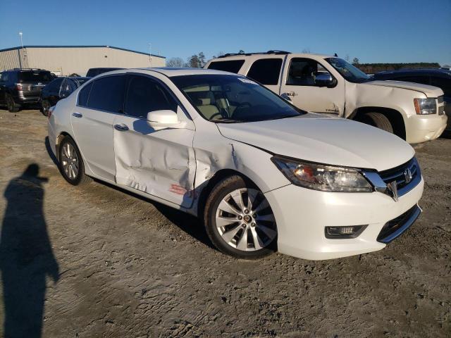 1HGCR3F98EA025631 - 2014 HONDA ACCORD TOURING WHITE photo 4