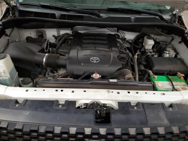 5TFCY5F17JX022749 - 2018 TOYOTA TUNDRA DOUBLE CAB SR/SR5 WHITE photo 11