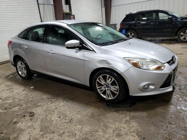 1FAHP3H20CL192034 - 2012 FORD FOCUS SEL SILVER photo 4