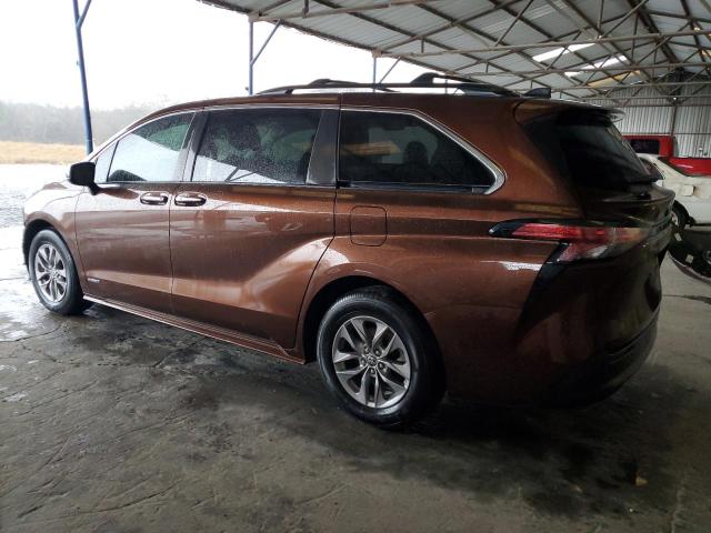 5TDYRKEC2MS024097 - 2021 TOYOTA SIENNA XLE BROWN photo 2