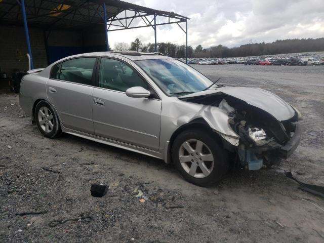 1N4AL11D93C183202 - 2003 NISSAN ALTIMA BASE SILVER photo 4