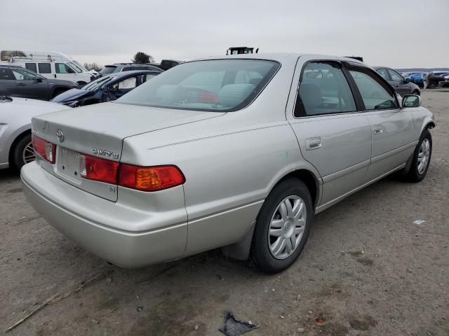 4T1BF22K61U129724 - 2001 TOYOTA CAMRY LE SILVER photo 3