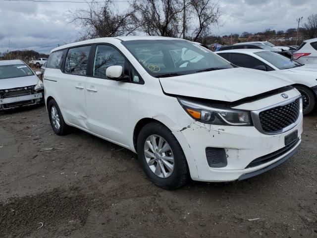 KNDMA5C14G6150023 - 2016 KIA SEDONA L WHITE photo 4