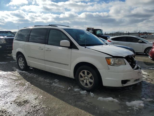 2A4RR5D17AR103303 - 2010 CHRYSLER TOWN & COU TOURING WHITE photo 4