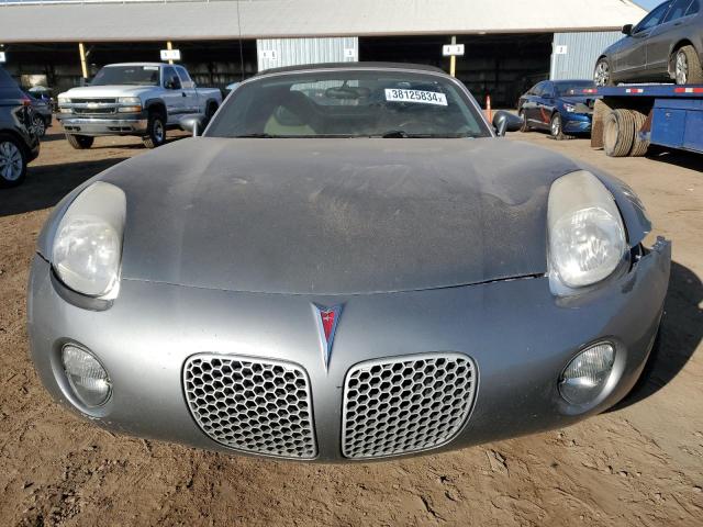 1G2MB33B06Y103525 - 2006 PONTIAC SOLSTICE GRAY photo 5