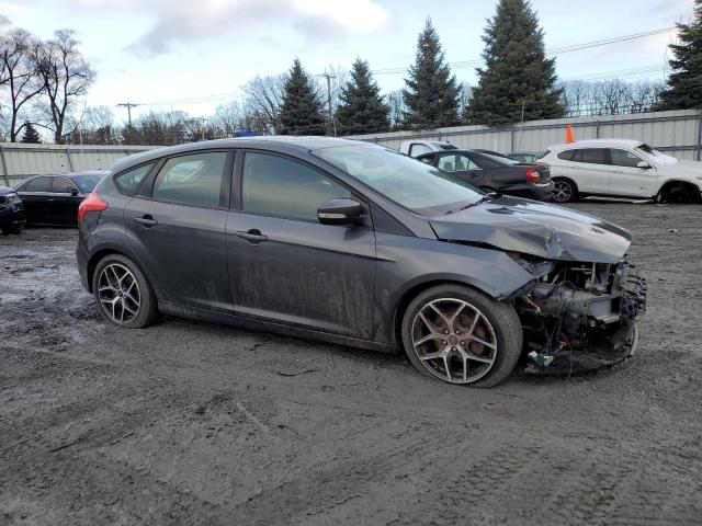 1FADP3M23HL281124 - 2017 FORD FOCUS SEL GRAY photo 4