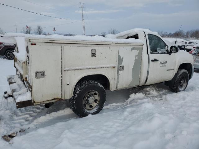 1GBHK34K38E213957 - 2008 CHEVROLET SILVERADO K3500 WHITE photo 3