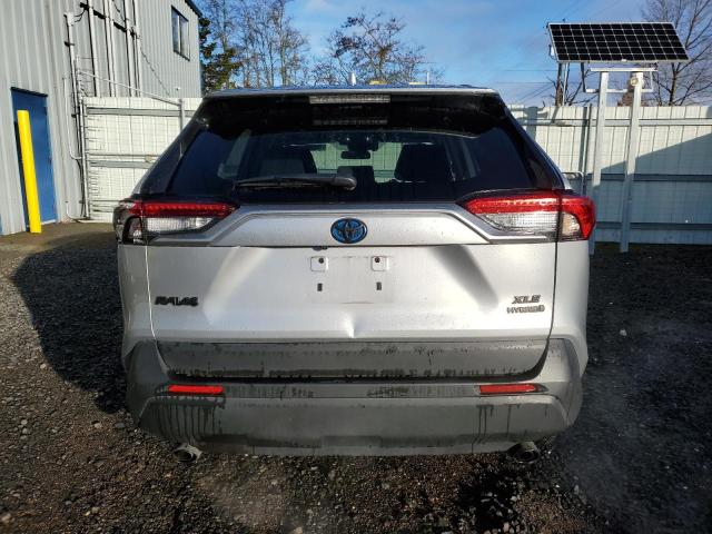 2T3RWRFV0NW142476 - 2022 TOYOTA RAV4 XLE SILVER photo 6