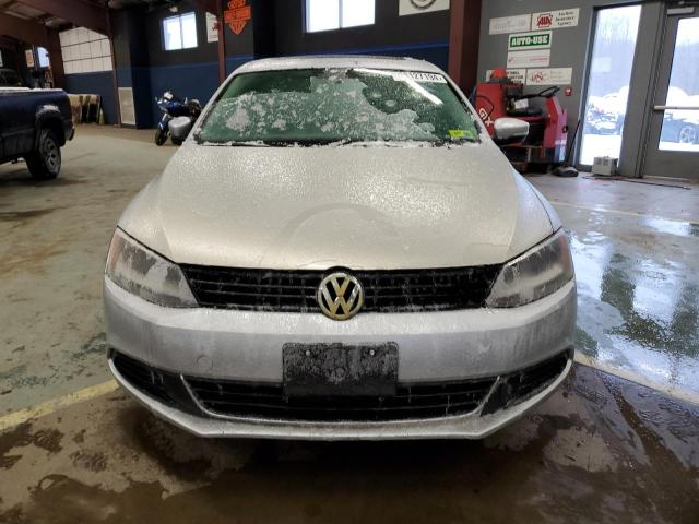 3VWD17AJ5EM405495 - 2014 VOLKSWAGEN JETTA SE SILVER photo 5