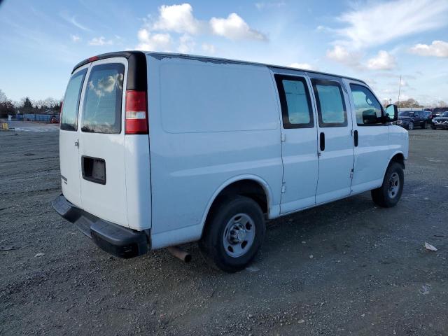 1GCWGFBA9C1164294 - 2012 CHEVROLET EXPRESS G2 WHITE photo 3