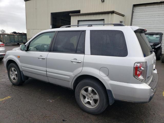 2HKYF18466H516650 - 2006 HONDA PILOT EX SILVER photo 2