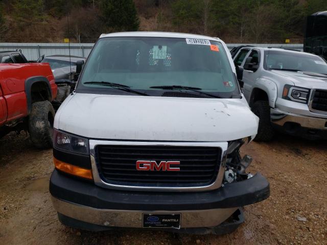 1GTW7AFG1J1909537 - 2018 GMC SAVANA G2500 WHITE photo 5